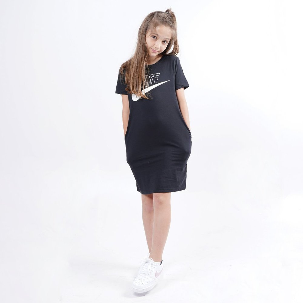 Nike Sportswear Big Kids T-shirt Dress. Brand New. Kids Size: Small